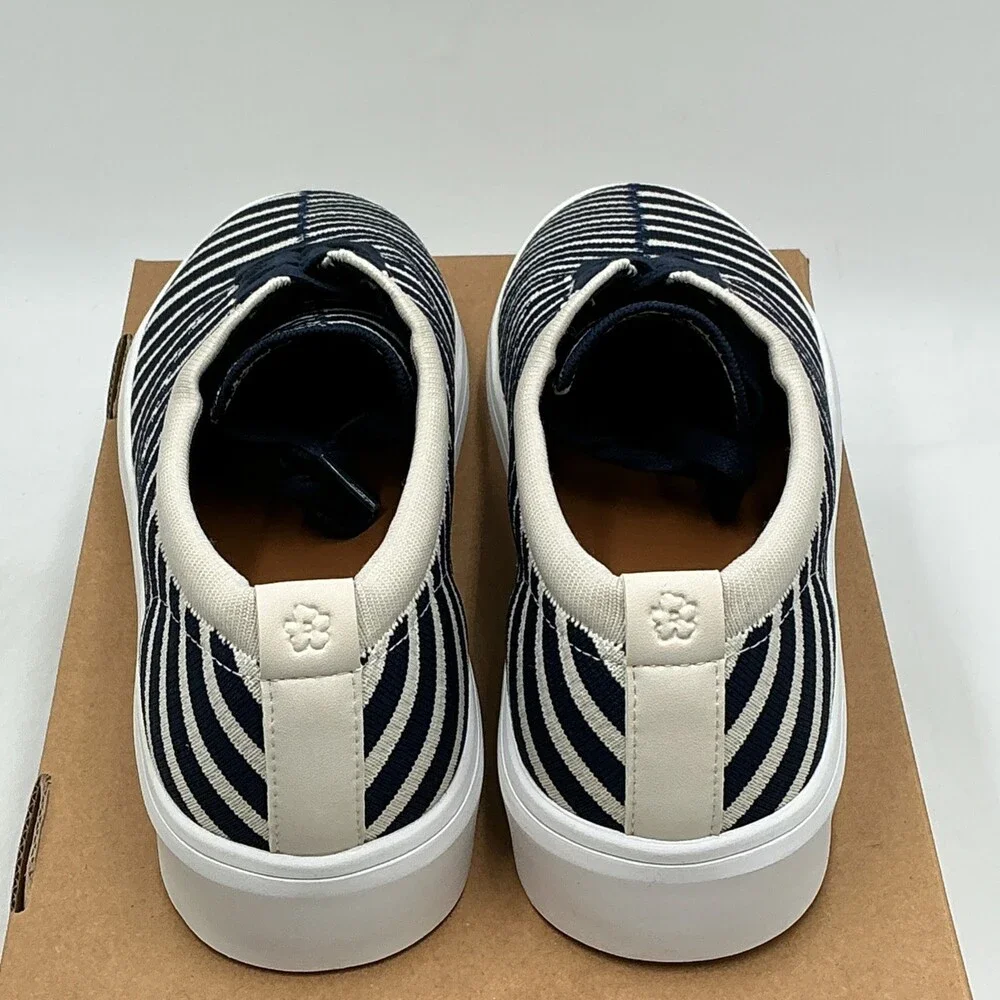 Ted Baker Shorno Sneakers Women's US 8 D Blue White Stripe Skate Shoes Eby4475